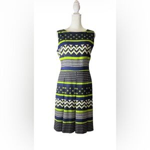 Tahari Arthur S. Levine Patterned Navy and Lime Sleeveless Midi Dress. Size 8.